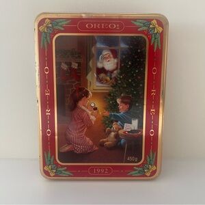 Vintage 1992 Oreo “Waiting for Santa” Christmas Cookie Tin by Nabisco